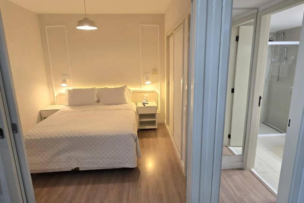 Apartamento Com Linda Vista No Jardins!