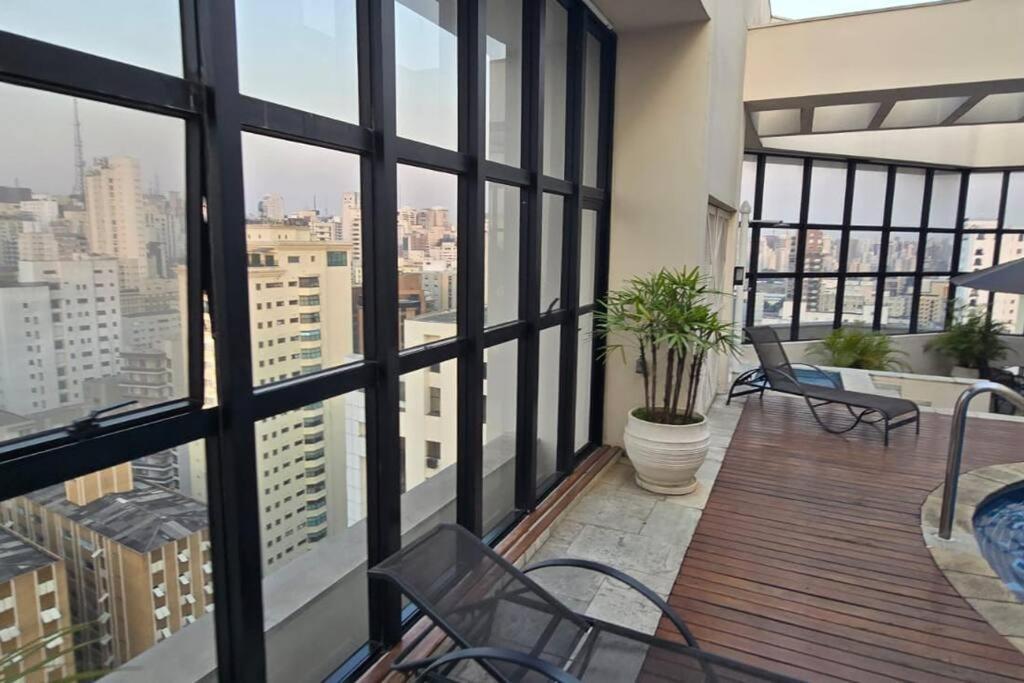 Apartamento Com Linda Vista No Jardins! São Paulo